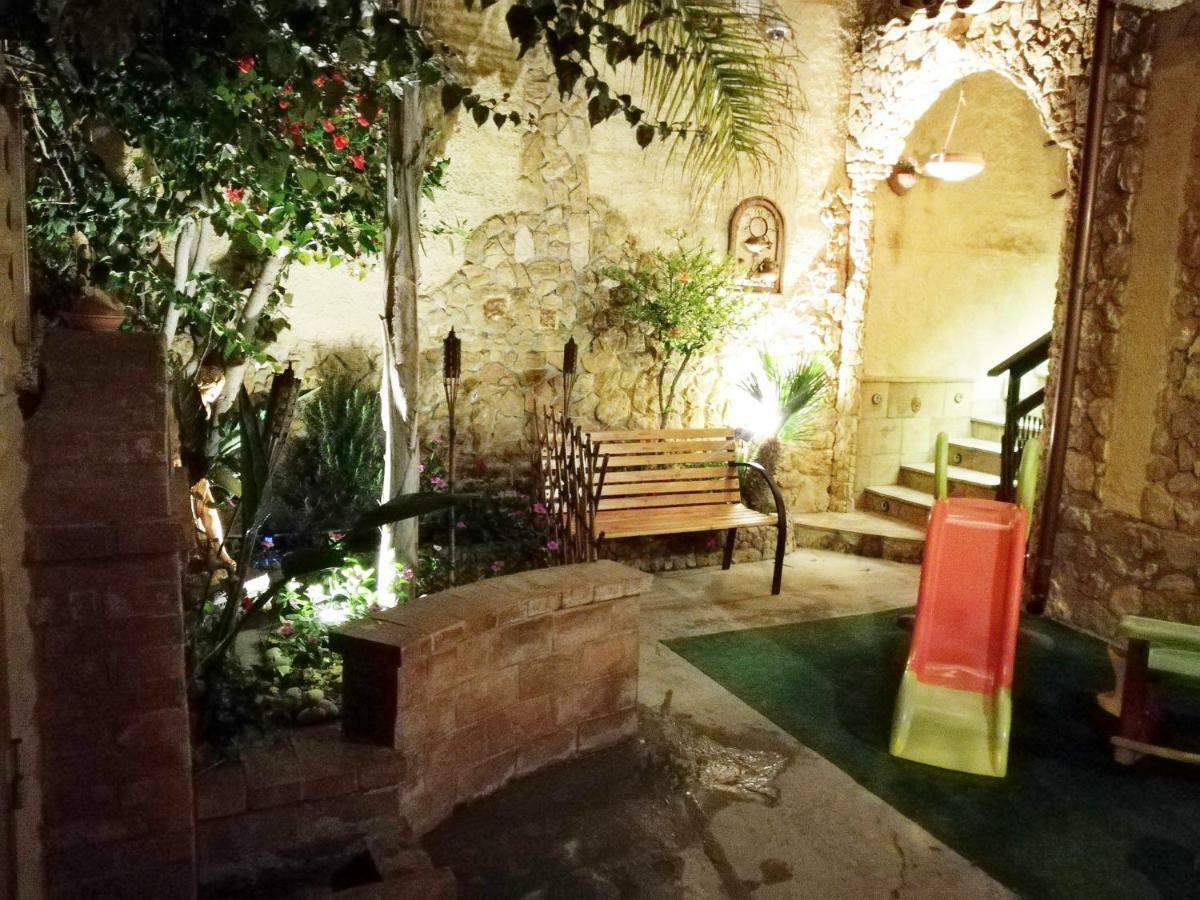 Villa Casa Vacanze Mediterraneo Tre Fontane Exterior foto